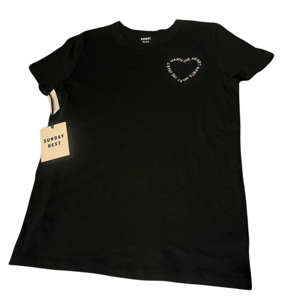 Sunday Best heart Tee shirt NWT
